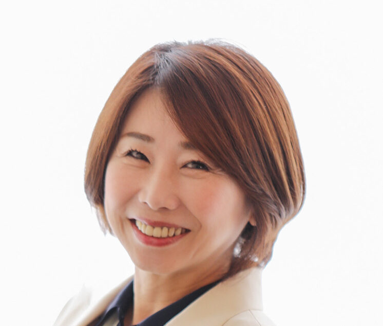 郡司 成江